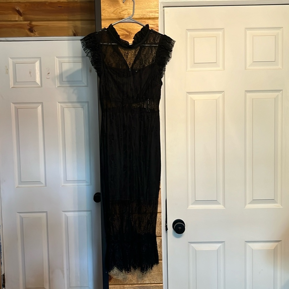 NWT Black lace cap sleeve dress